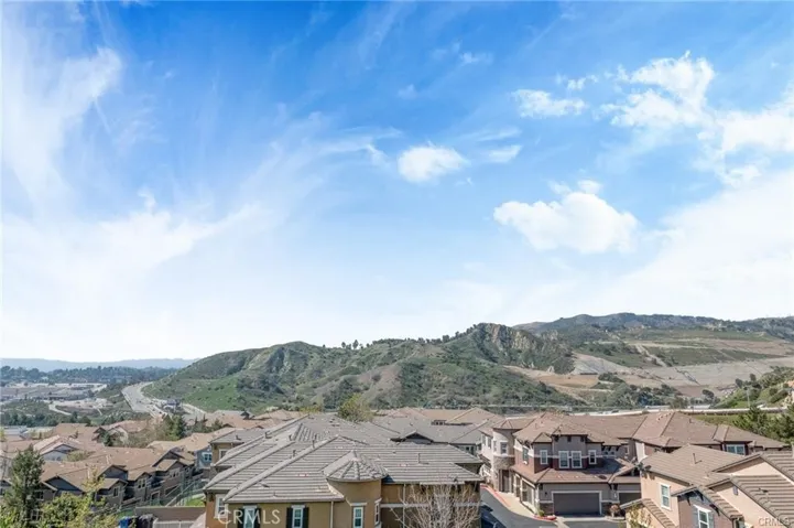 16706 Nicklaus Drive 76, Rancho Cascades, California 91342