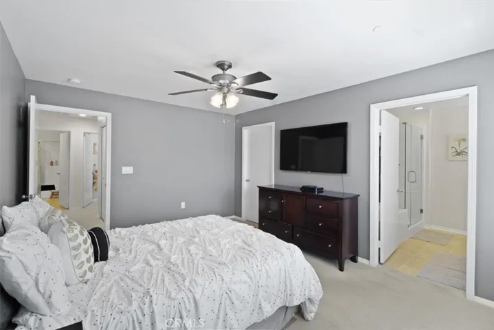 16706 Nicklaus Drive 76, Rancho Cascades, California 91342