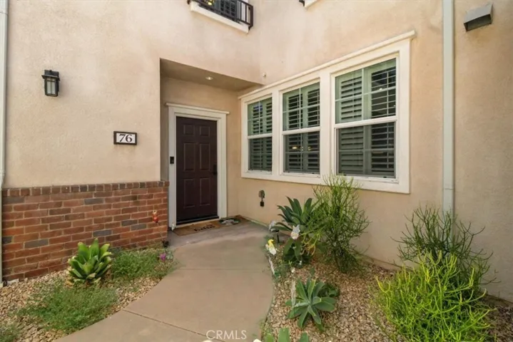 16706 Nicklaus Drive 76, Rancho Cascades, California 91342
