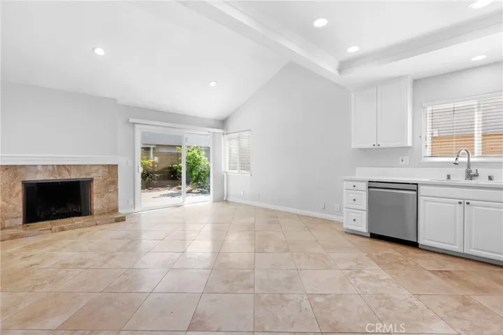 5171 Doanoke Avenue, Irvine, California 92604