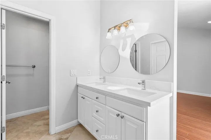 5171 Doanoke Avenue, Irvine, California 92604