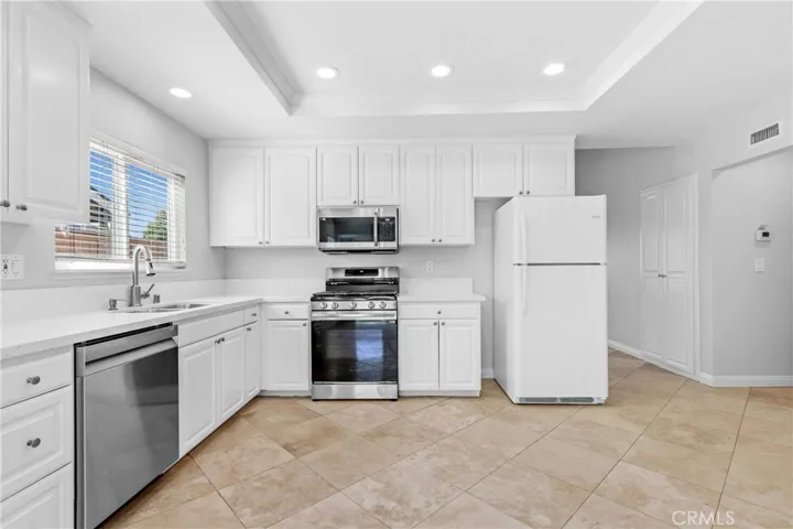 5171 Doanoke Avenue, Irvine, California 92604