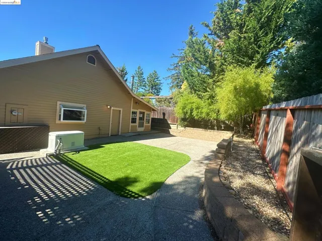 251 Cherry St, Petaluma, California 94952