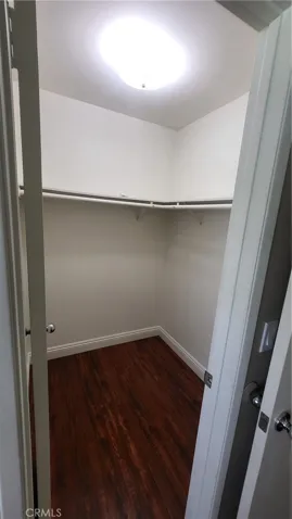 walk-in closet