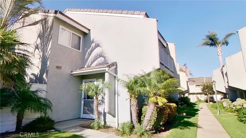 8152 Lindenwood Drive 48, Huntington Beach, California 92646