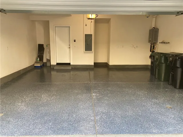 2 Car Garage