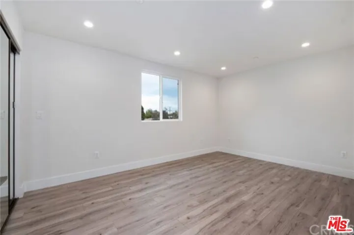 2317 S Redondo Boulevard, Los Angeles, California 90016