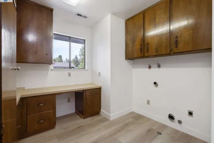 510 E Estate Dr, Tulare, California 93274