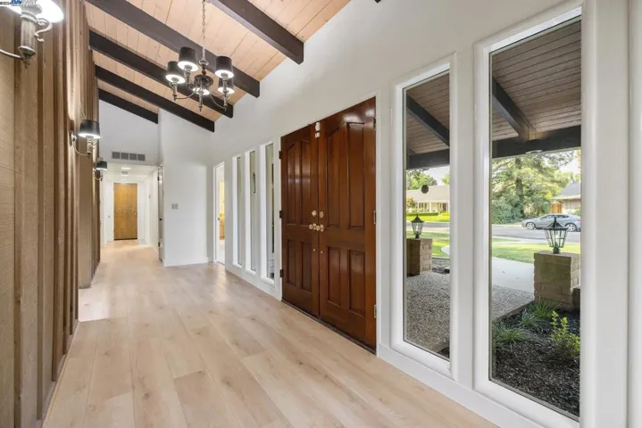 510 E Estate Dr, Tulare, California 93274