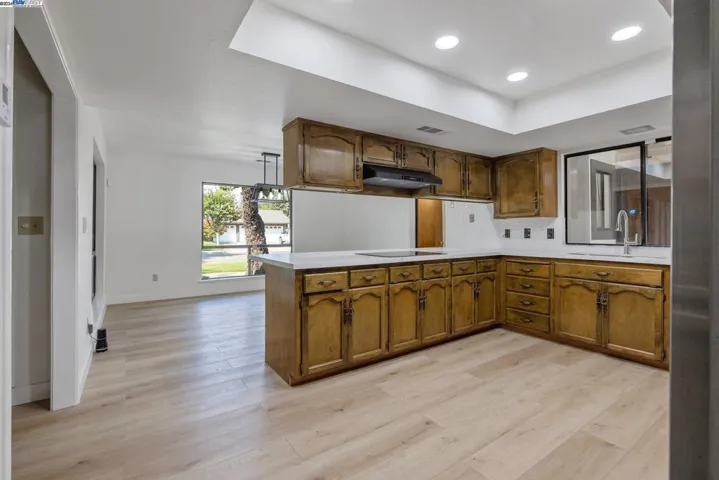 510 E Estate Dr, Tulare, California 93274