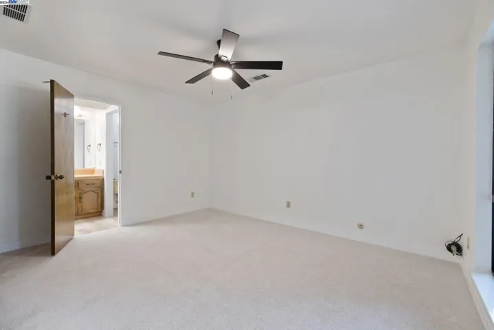 510 E Estate Dr, Tulare, California 93274