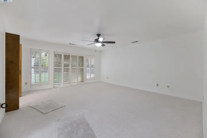 510 E Estate Dr, Tulare, California 93274