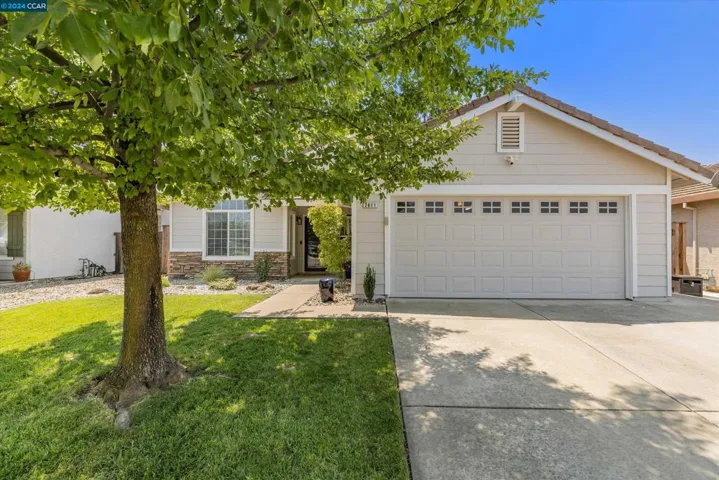 2811 Swallowview Dr, Lincoln, California 95648