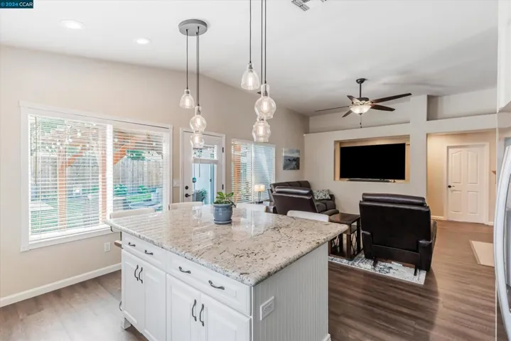 2811 Swallowview Dr, Lincoln, California 95648