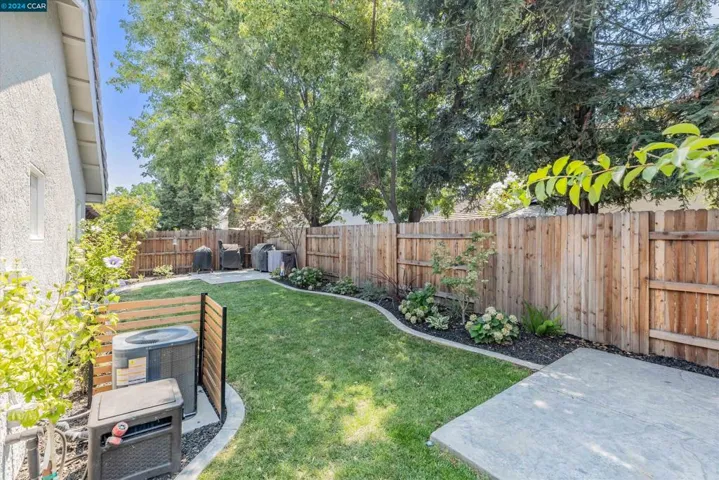 2811 Swallowview Dr, Lincoln, California 95648