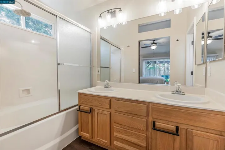2811 Swallowview Dr, Lincoln, California 95648