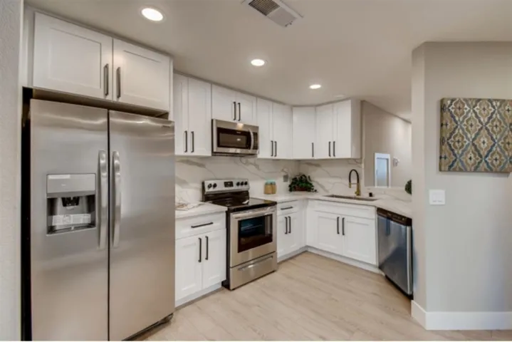 13801 Pinkard Way 7, El Cajon, California 92021