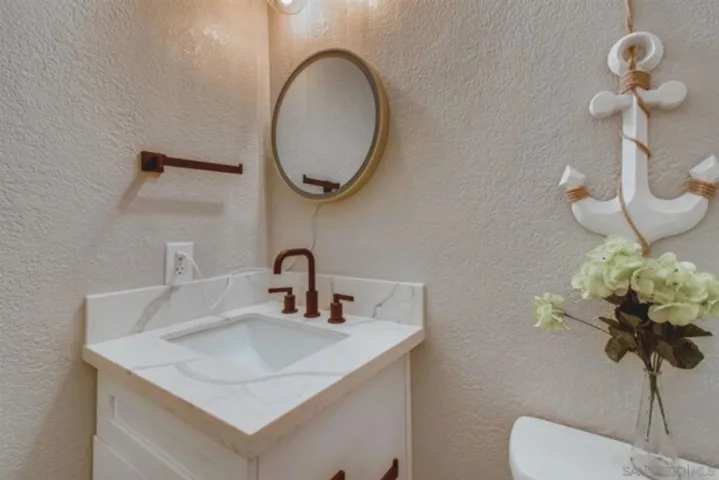 13801 Pinkard Way 7, El Cajon, California 92021