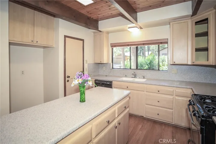305 E Mojave Boulevard, Big Bear City, California 92314
