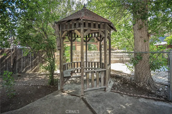 305 E Mojave Boulevard, Big Bear City, California 92314