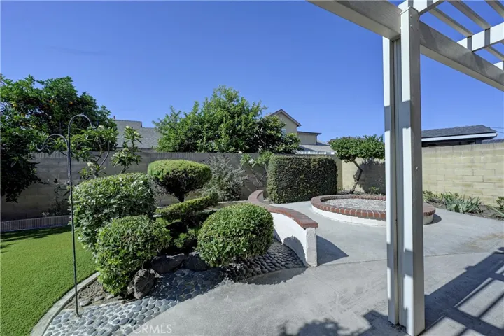 5201 Huntswood Circle, La Palma, California 90623