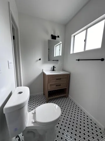 2039 Crenshaw Street, San Diego, California 92105