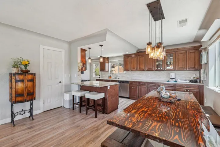 2241 South Stage Coach Road, Fallbrook, California 92028