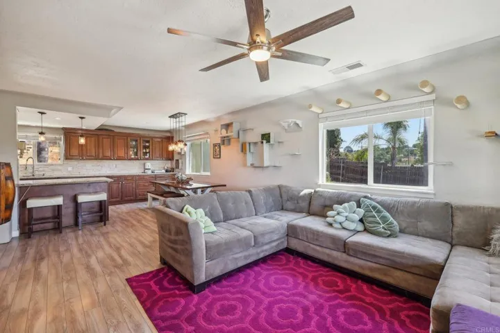 2241 South Stage Coach Road, Fallbrook, California 92028