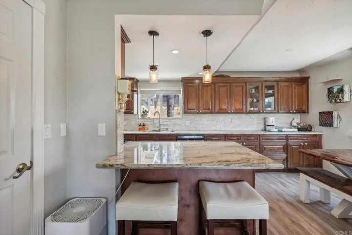 2241 South Stage Coach Road, Fallbrook, California 92028