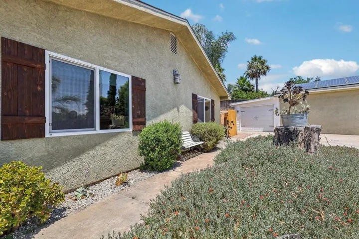 2241 South Stage Coach Road, Fallbrook, California 92028