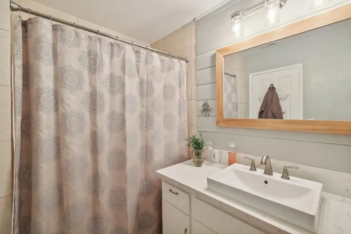 2241 South Stage Coach Road, Fallbrook, California 92028
