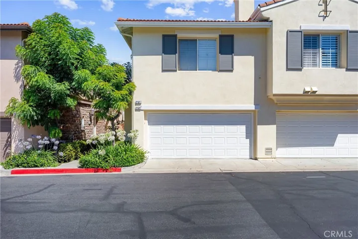 252 Knoll Lake, Mission Viejo, California 92692