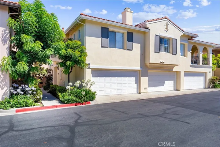 2 Car Garage