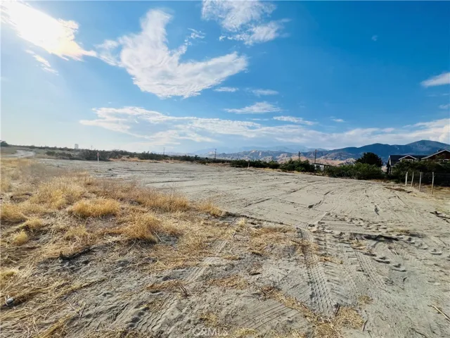 14 Faryl, Cabazon, California 92230