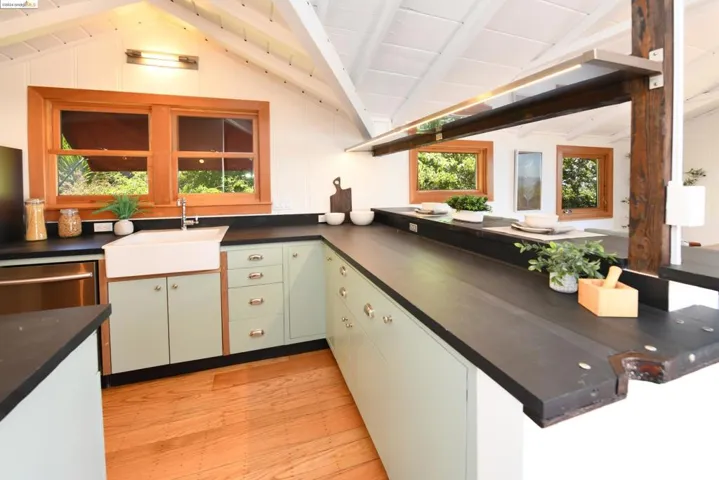85 Edgecroft, Kensington, California 94707