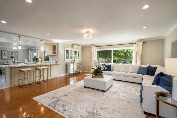 452 W Winnie Way, Arcadia, California 91007