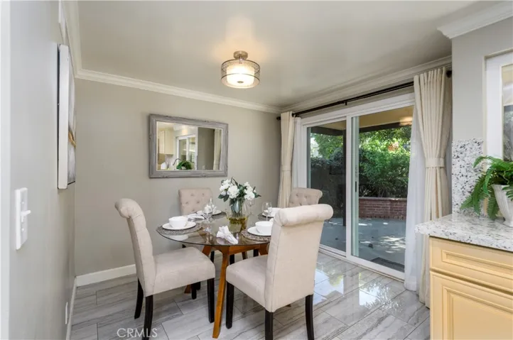 452 W Winnie Way, Arcadia, California 91007