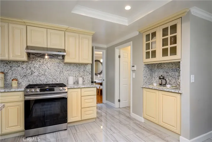 452 W Winnie Way, Arcadia, California 91007