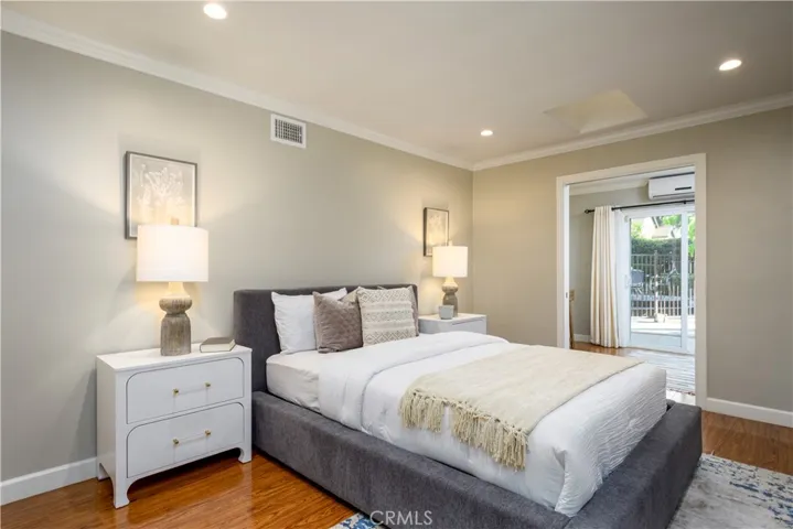 452 W Winnie Way, Arcadia, California 91007