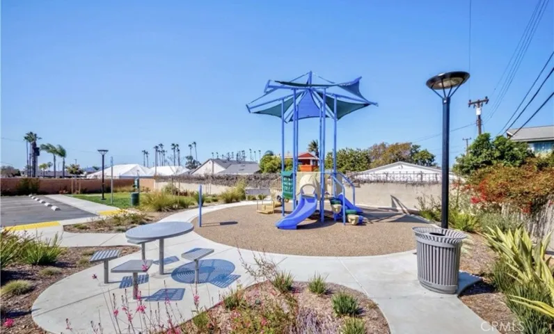 14041 Royalton Lane 1, Gardena, California 90247