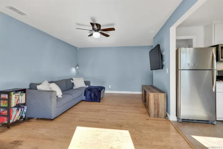 113 Old Oak Dr, San Diego, California 92114
