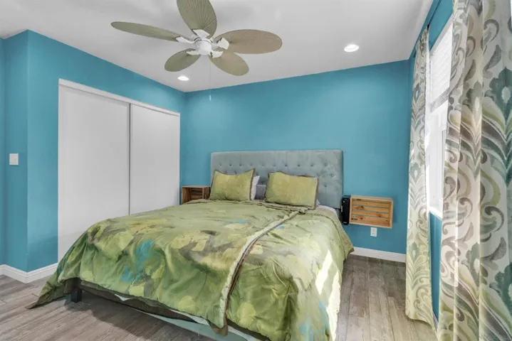 113 Old Oak Dr, San Diego, California 92114
