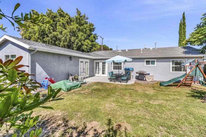 113 Old Oak Dr, San Diego, California 92114