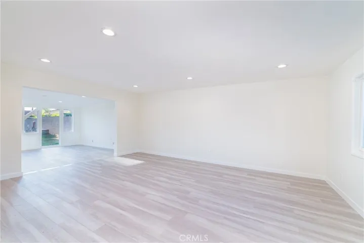 8727 Monogram Avenue, North Hills, California 91343