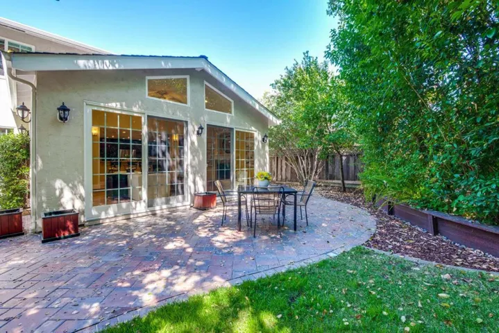 10090 Phar Lap Drive, Cupertino, California 95014
