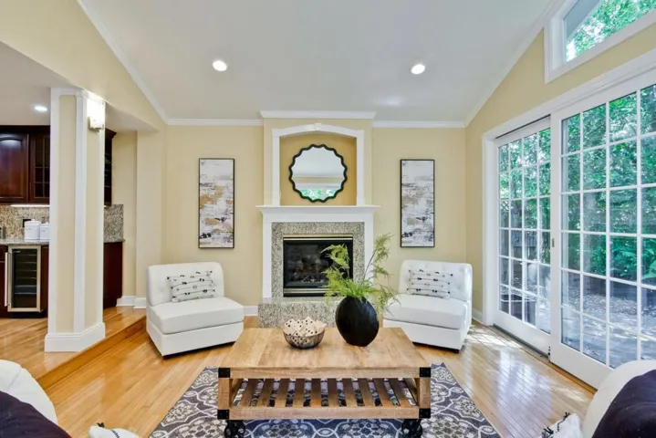 10090 Phar Lap Drive, Cupertino, California 95014