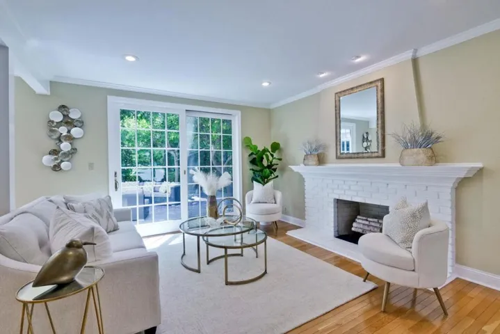 10090 Phar Lap Drive, Cupertino, California 95014
