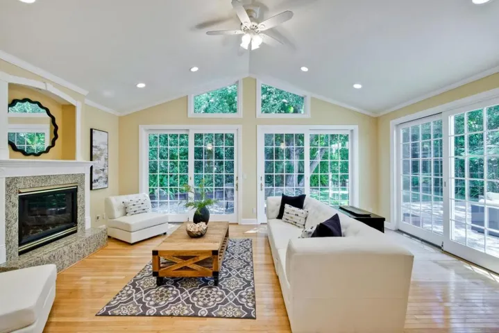 10090 Phar Lap Drive, Cupertino, California 95014