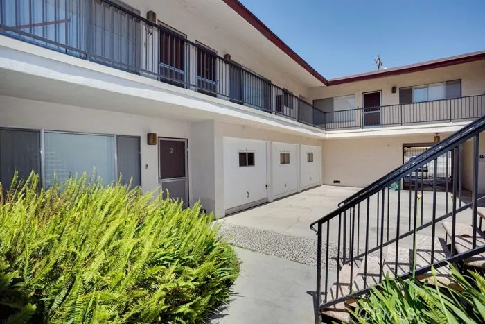 372 Freeman Avenue, Long Beach, California 90814