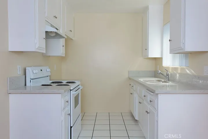 372 Freeman Avenue, Long Beach, California 90814